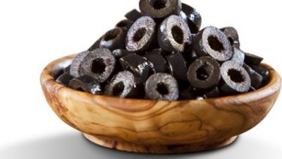 Нарезанные оливки